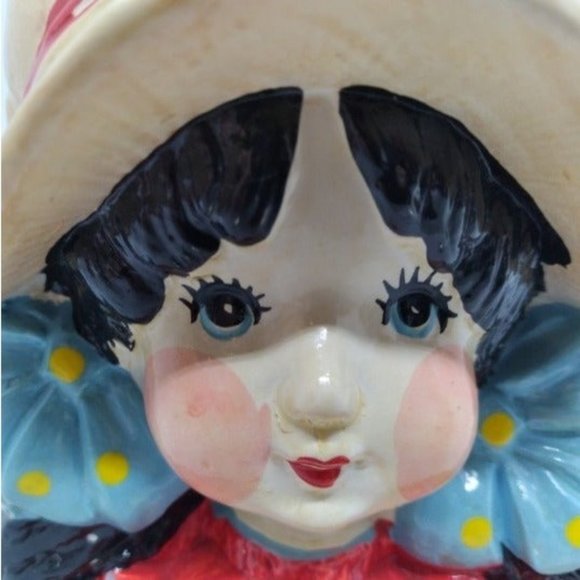 Two Vtg Enesco Japan Set of Strawberry Shortcake style Girls Head Planter vases - Picture 9 of 16